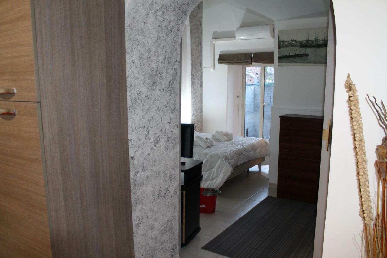 Home Greco Catania Eksteriør billede